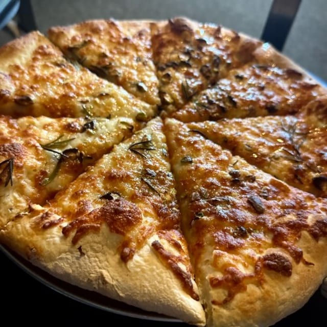 The Pistachio Pizza (Medium).