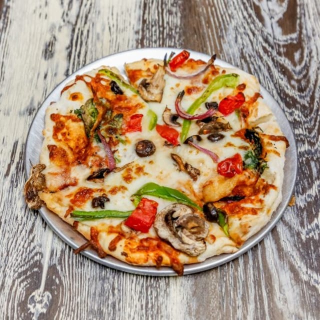 Veggie Pizza (Medium).