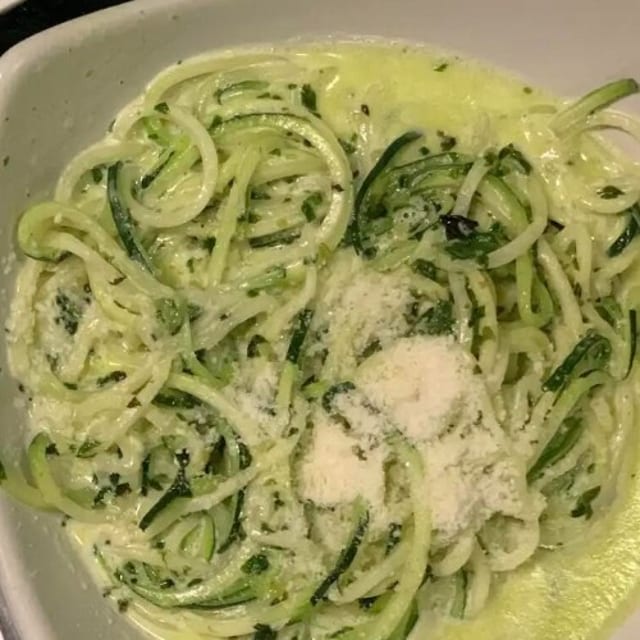 Zuggheti with Sauce.