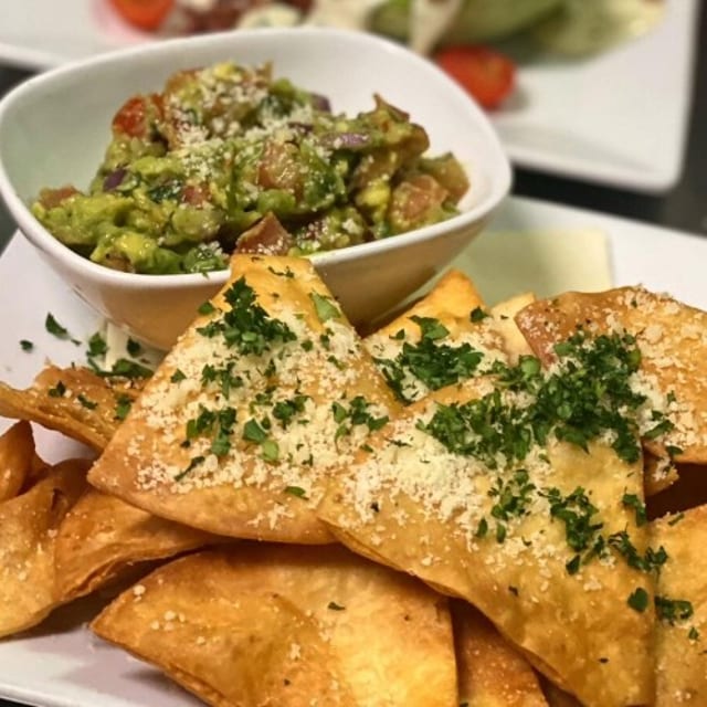 Chips & Guac.