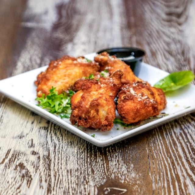 Smoked Garlic Parmesan Chicken Waaangs.