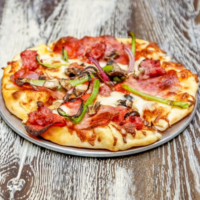 Combo Pizza (Medium).