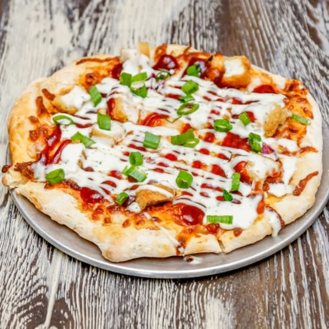BBQ Chicken Pizza (Small).