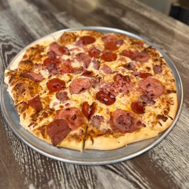 Meat Lovers Pizza (Medium).